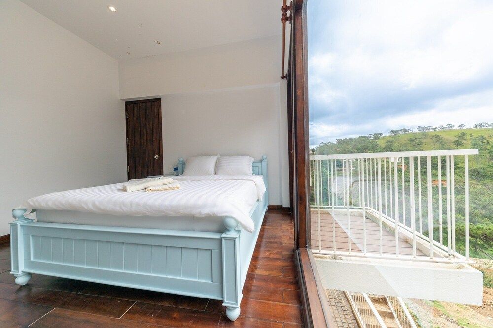 An Nhiên Villa Deluxe Room, Mountain View 2