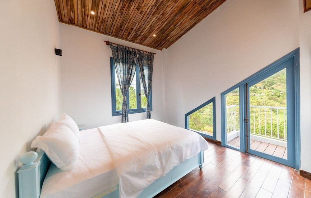 An Nhiên Villa Deluxe Room, Mountain View 13