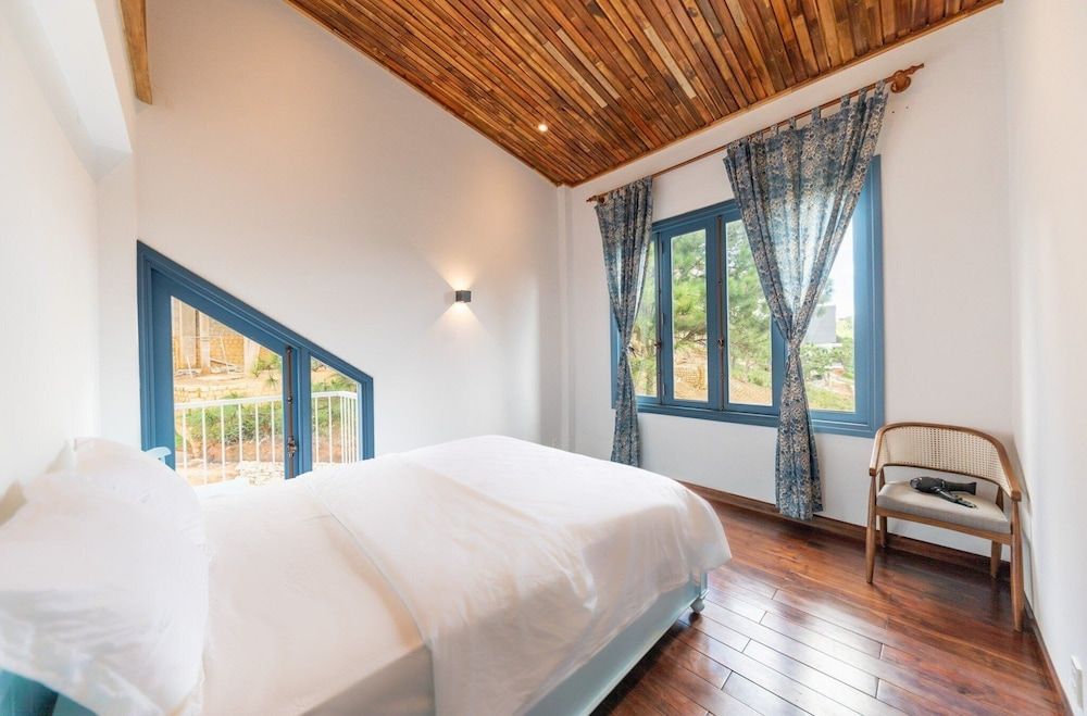 An Nhiên Villa Deluxe Room, Mountain View 8