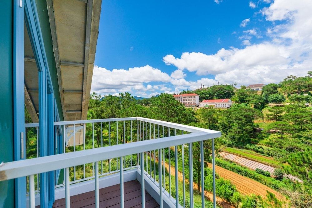 An Nhiên Villa Deluxe Room, Mountain View 17