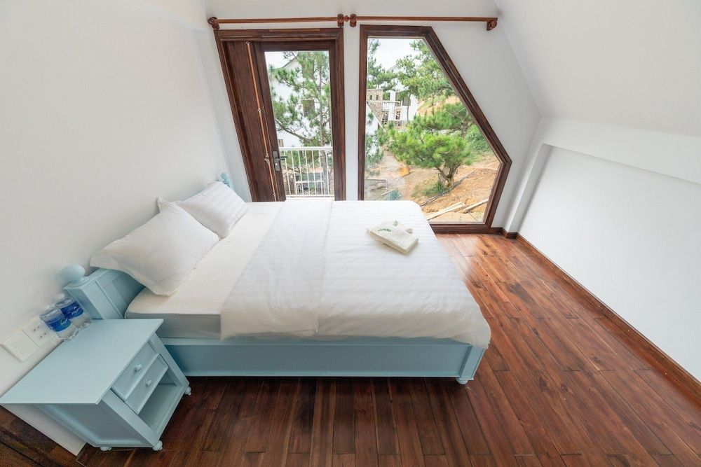 An Nhiên Villa Deluxe Room, Mountain View 4