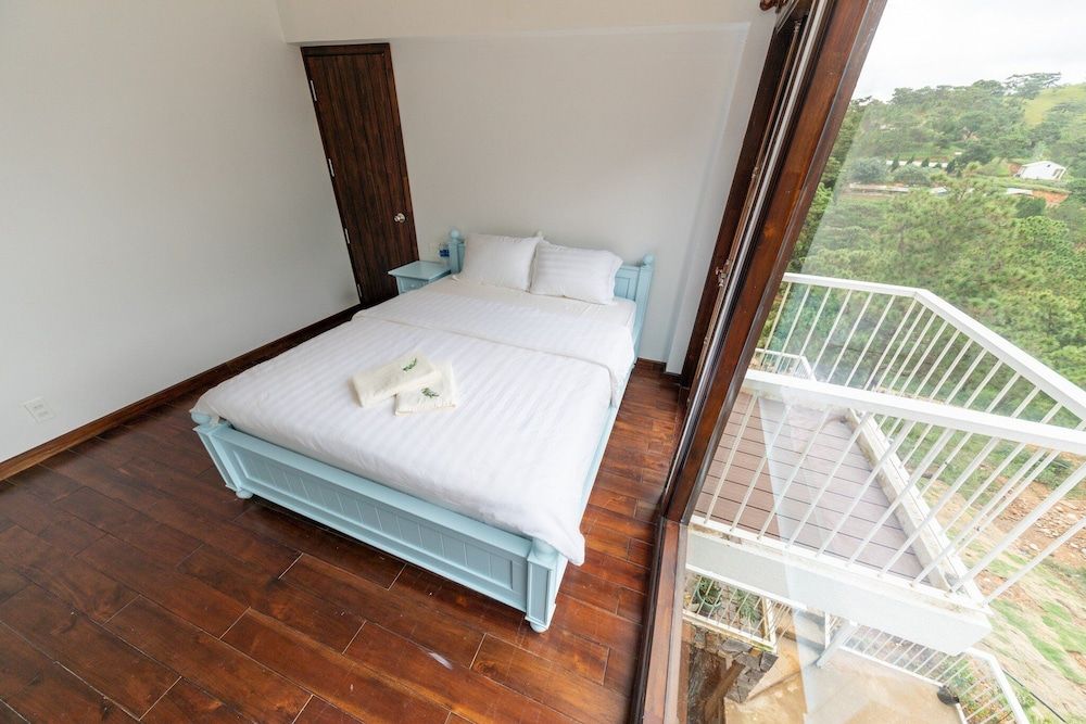 An Nhiên Villa Deluxe Room, Mountain View
