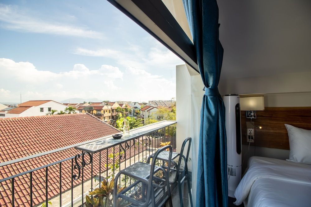 Loft Studio with City View