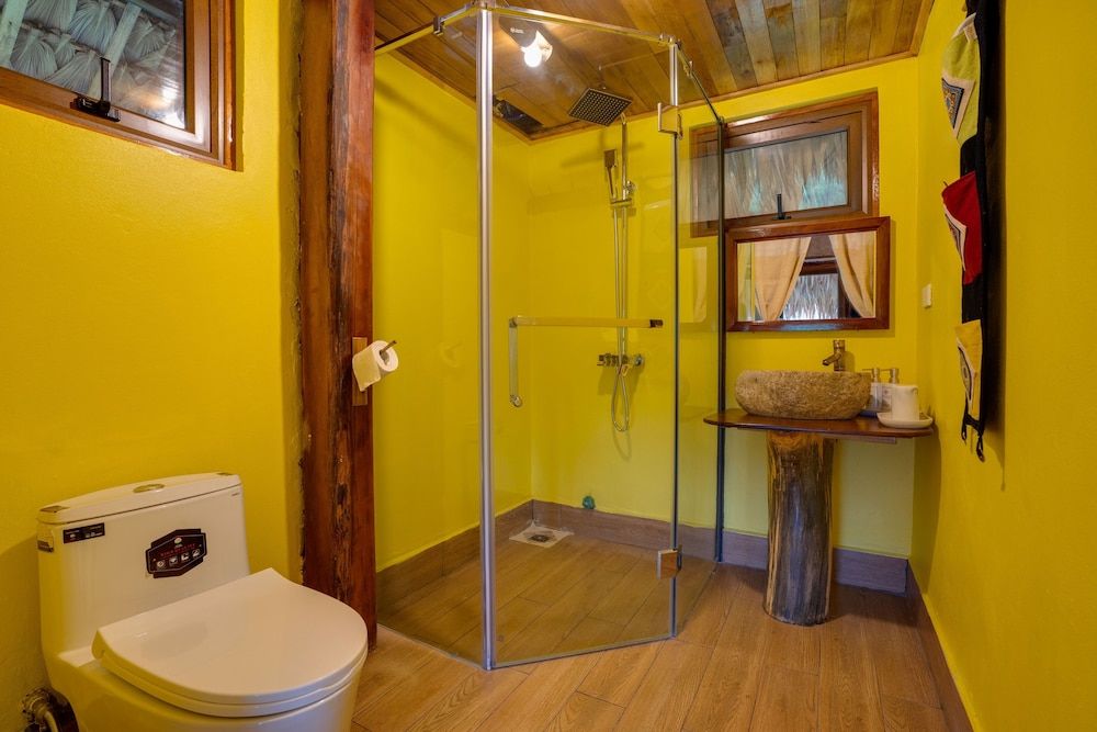 Mai Chau Onsen Retreat Deluxe Double Room 5