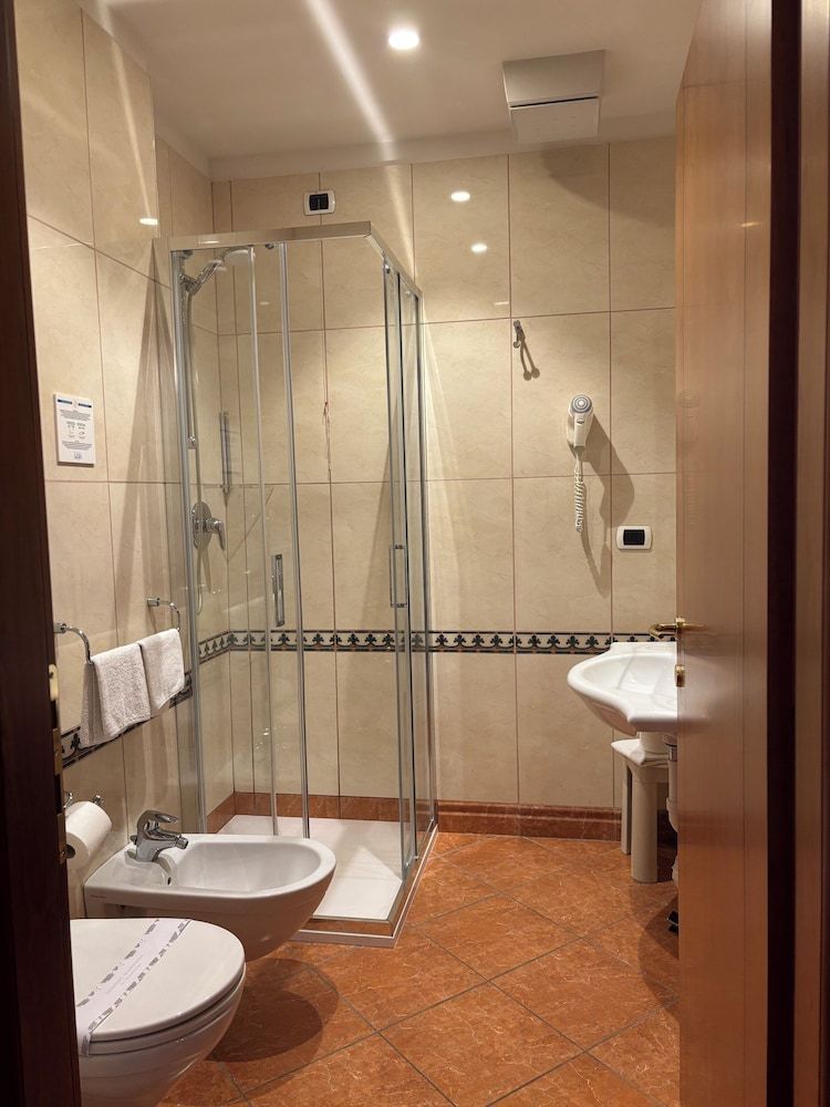 Hotel Luis Superior Room 5