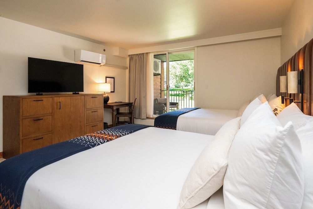 Double Room, 2 Queen Beds