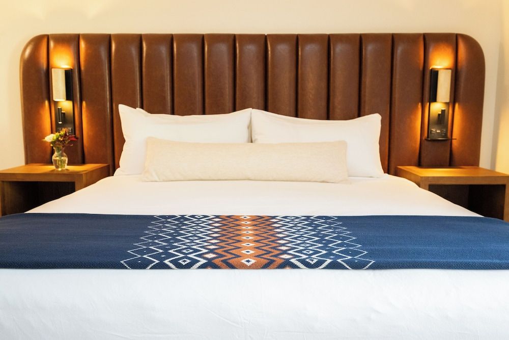 Rock Creek Resort Room, 1 King Bed (Lodge) 4