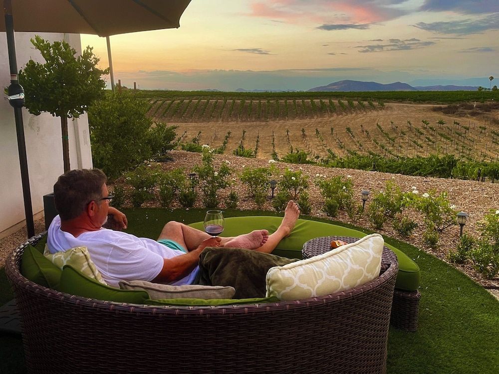 Domaine Chardonnay Vineyard Suite 9