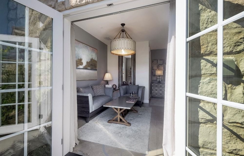 Domaine Chardonnay Barrel Room Suite 13