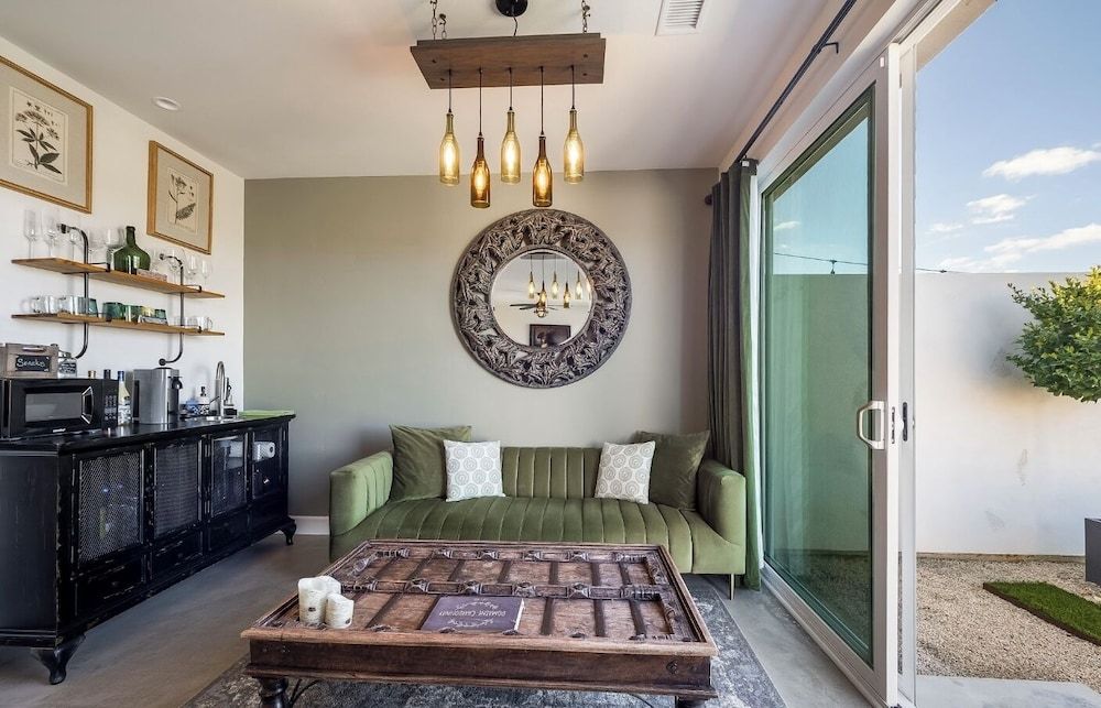 Domaine Chardonnay Vineyard Suite 2