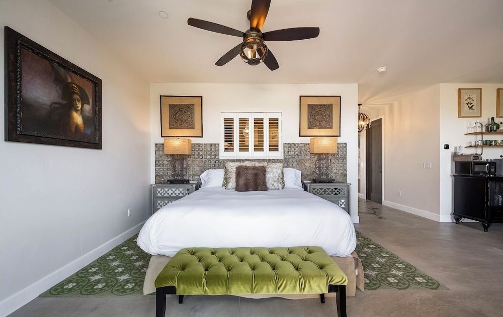 Domaine Chardonnay Vineyard Suite 3