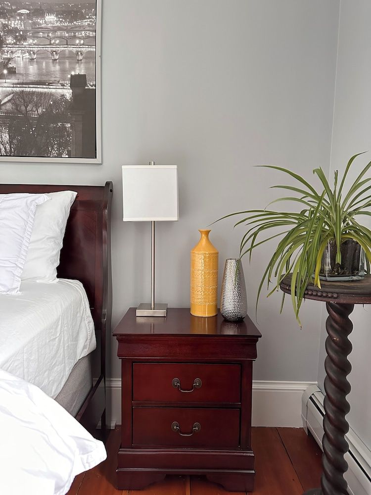 The Ellis Inn Basic Double Room, 1 Queen Bed, Garden View