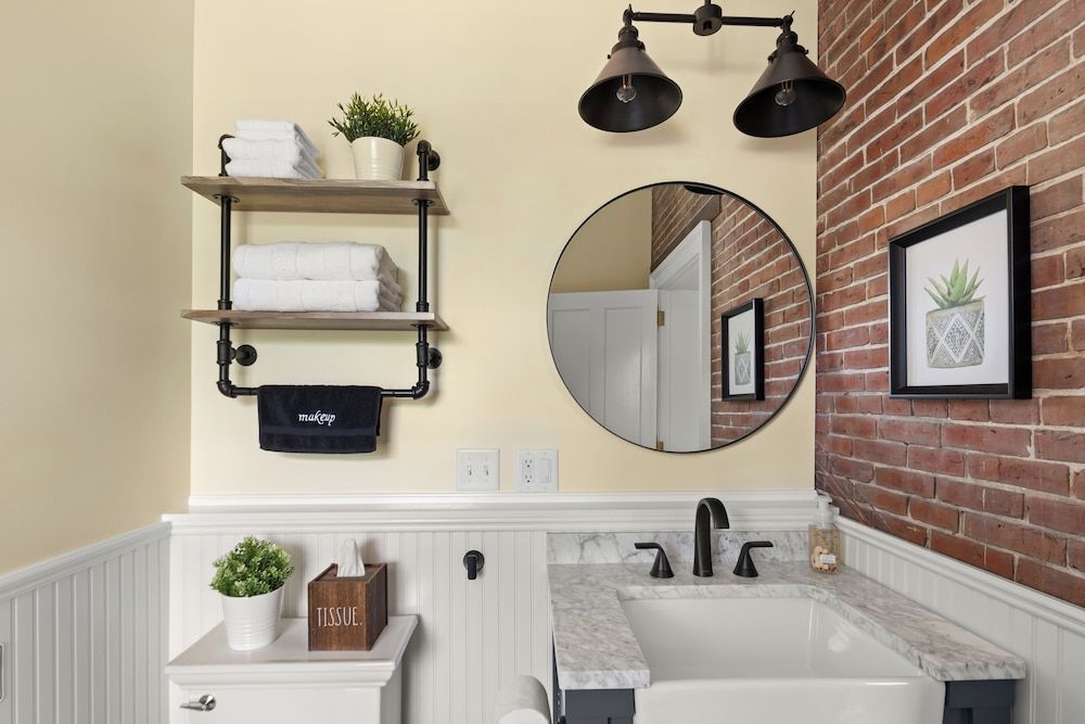 The Ellis Inn Basic Double Room, 1 Queen Bed, Garden View 8