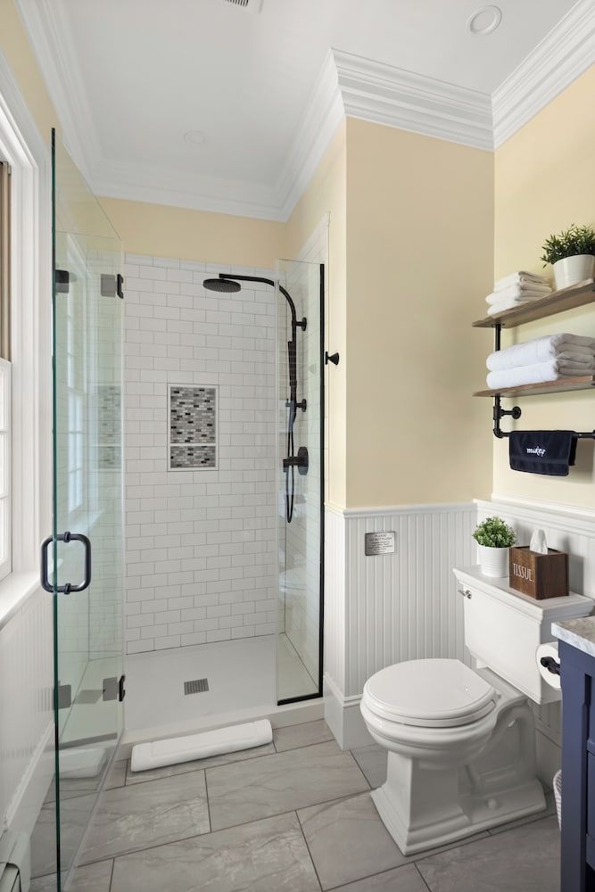 The Ellis Inn Basic Double Room, 1 Queen Bed, Garden View 7