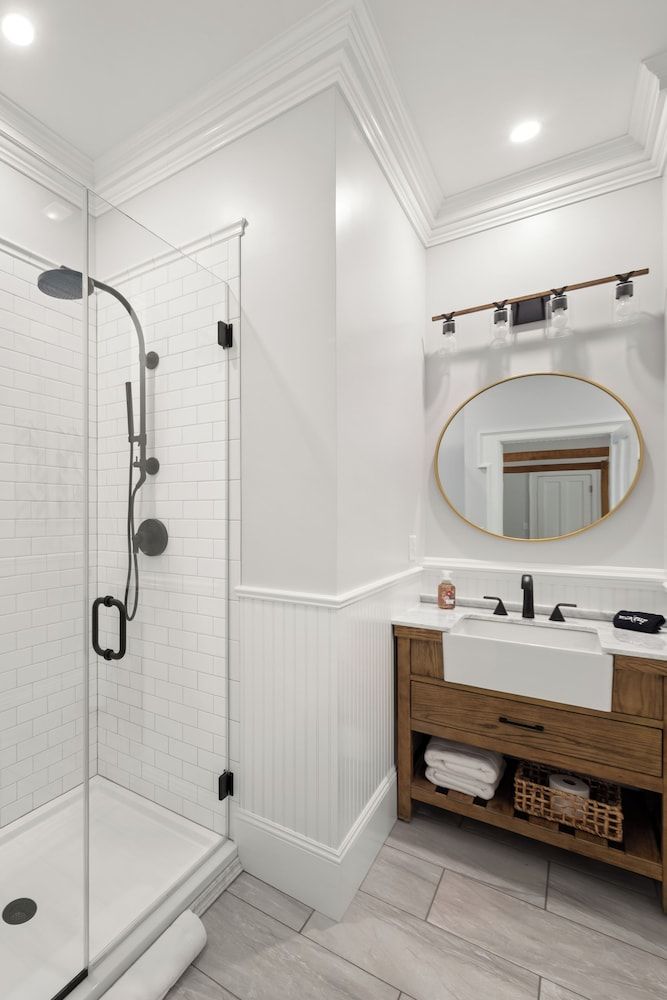 The Ellis Inn Superior Double Room, 1 King Bed, Balcony, Garden View 7