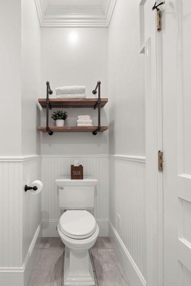 The Ellis Inn Superior Double Room, 1 King Bed, Balcony, Garden View 4