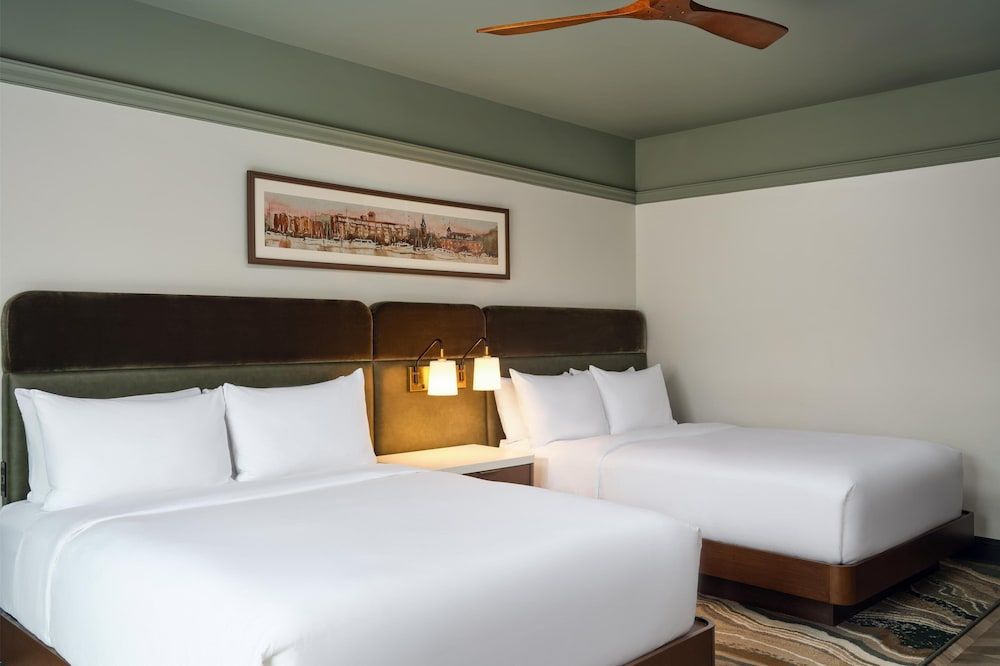 Tryon Riverfront Inn New Bern, Tapestry Room, 2 Queen Beds (Water View)