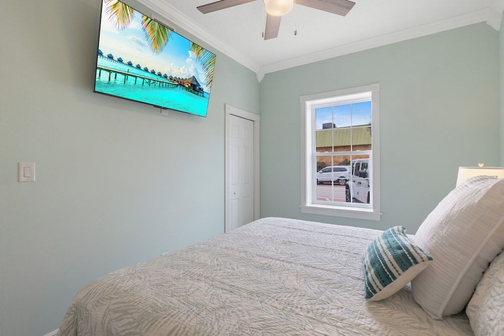 River Rentals Sebastian Condo, Patio, Partial Sea View 2