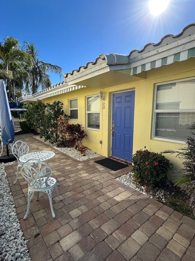 Bahama Beach Club Pompano