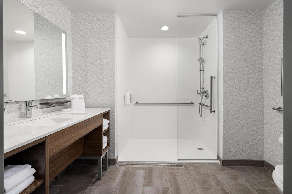 Home2 Suites By Hilton Dry Ridge Studio Suite, 1 King Bed, Accessible (Hearing) 3