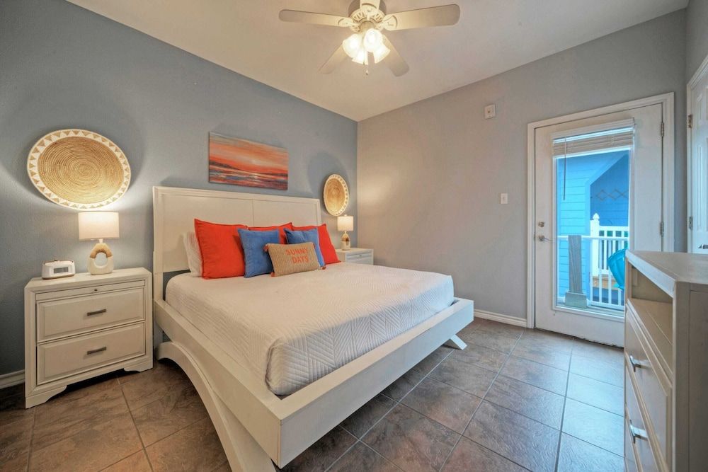 House (4 Bedrooms)