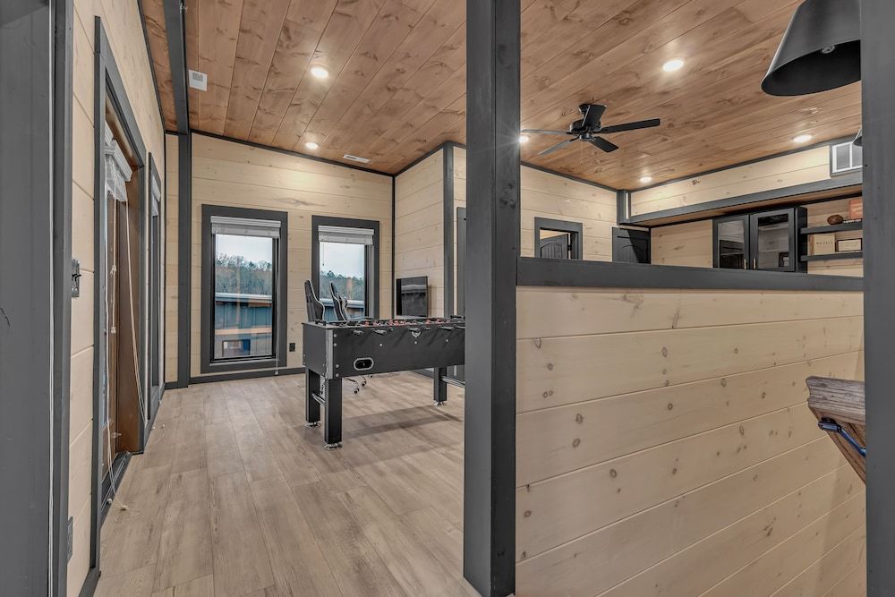 Smith Creek Resort Executive Cabin, 5 Bedrooms, Terrace, Mountain View (Private RoofTop Lounge) 25