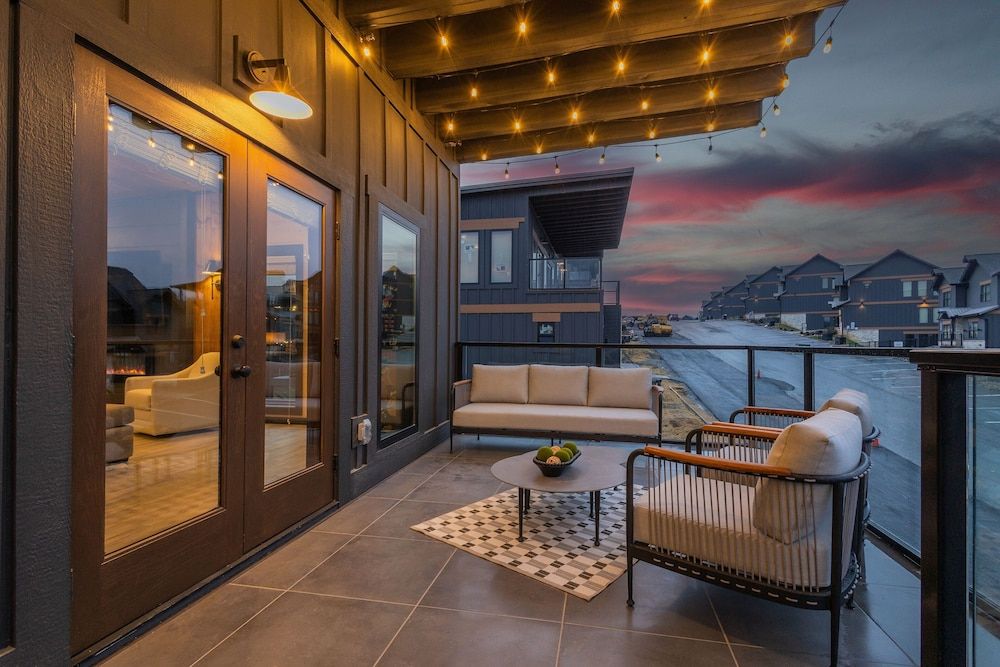 Smith Creek Resort Executive Cabin, 5 Bedrooms, Terrace, Mountain View (Private RoofTop Lounge) 12