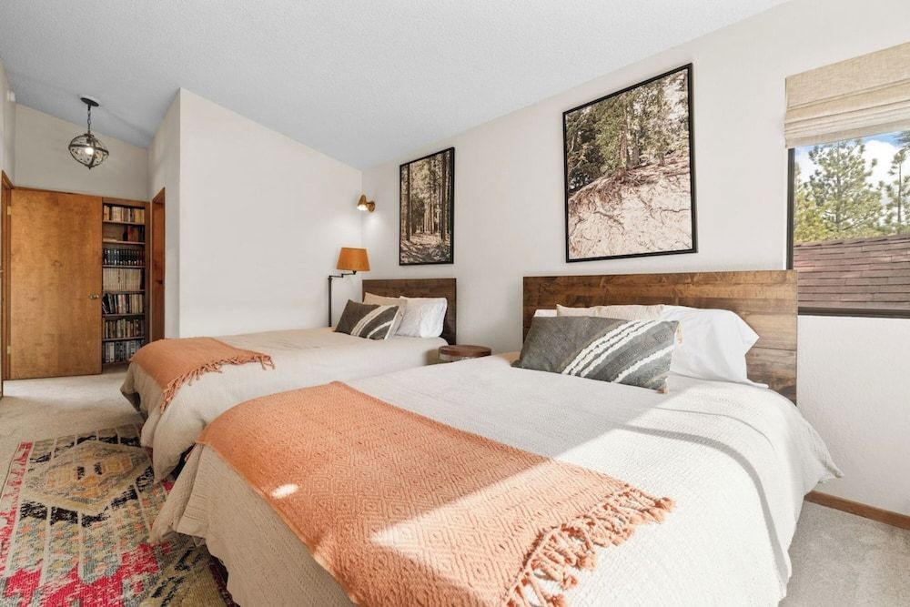 Signature House, 5 Bedrooms, Balcony, Mountain View