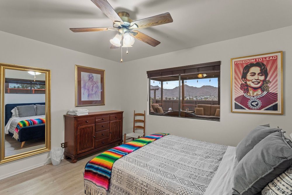 The Rosemary House Joshua Tree House, 3 Bedrooms, Private Pool, Mountain View 2