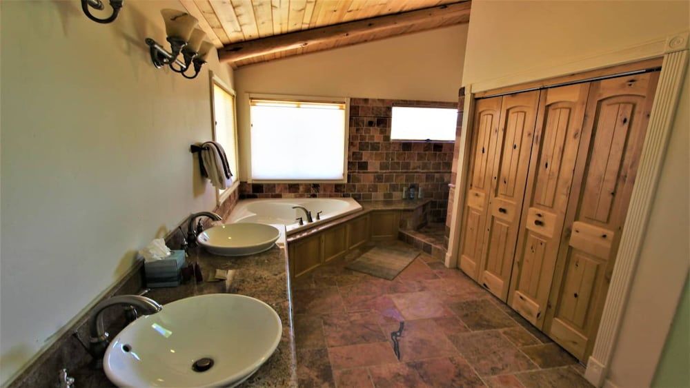 Lakeside Oasis Superior House, 3 Bedrooms, Non Smoking, Lake View 14