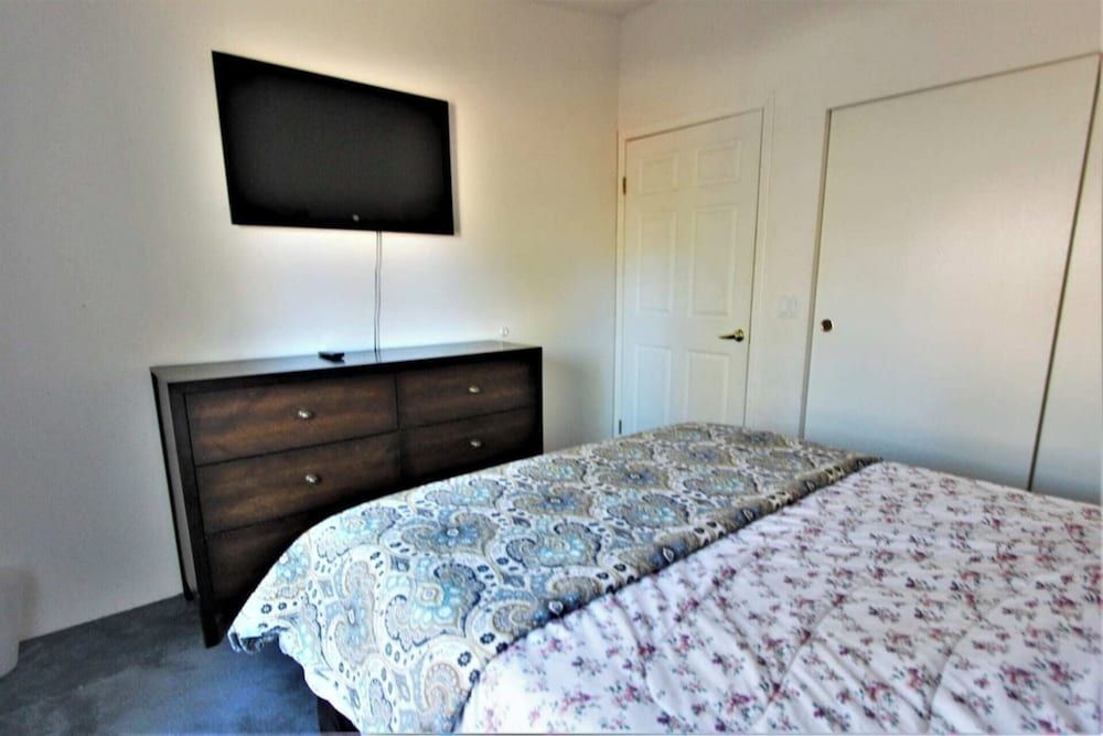 Signature Cabin, 3 Bedrooms