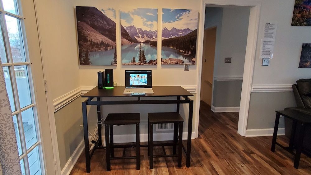 Kernersville Hot Tub Pool Arcade Gym Wifi Coffee House 17