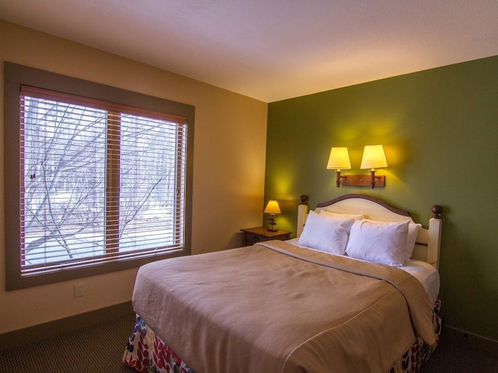 Condo, 2 Bedrooms