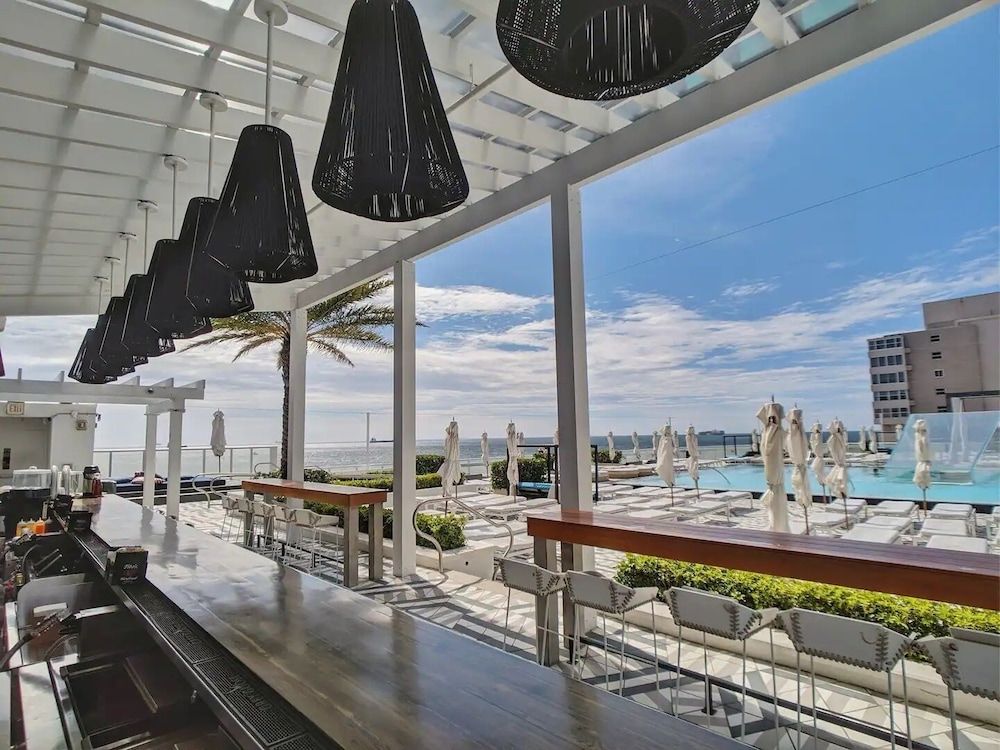 W Residences 2 Bedroom Suite 2 Condo by RedAwning Condo, 2 Bedrooms 36