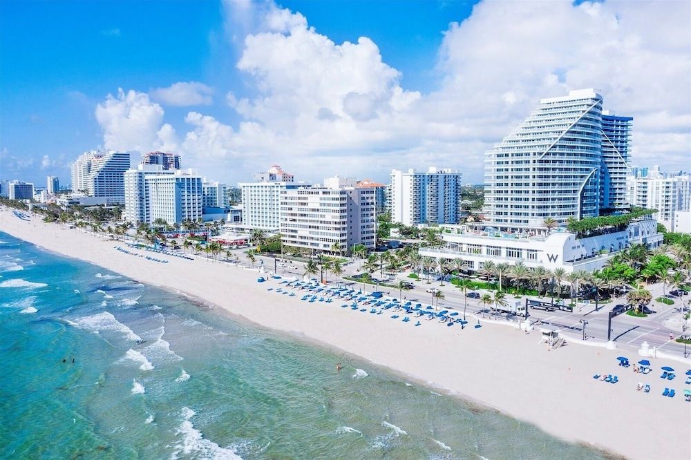 W Residences 2 Bedroom Suite 2 Condo by RedAwning Condo, 2 Bedrooms 38