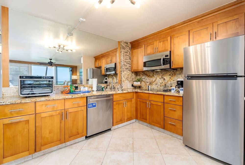 Napili Shores A106 0 Bedroom Condo by RedAwning Studio 8