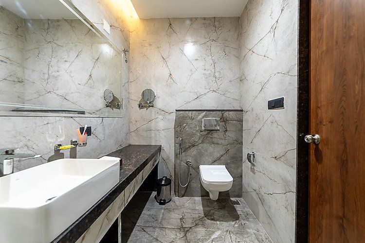 Suite with Mountain View