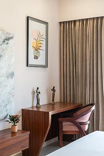 Suite with Mountain View