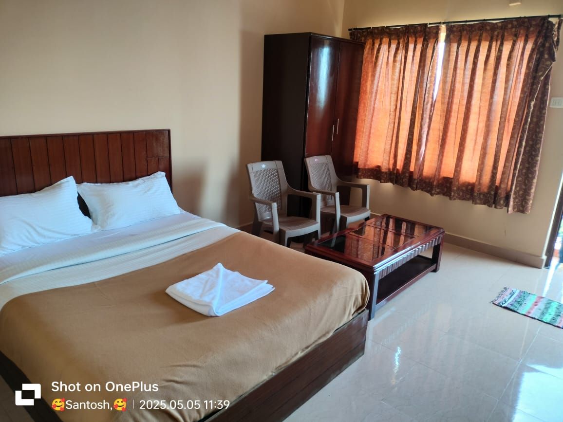 Kodai Cool Stay Deluxe Double Room 3