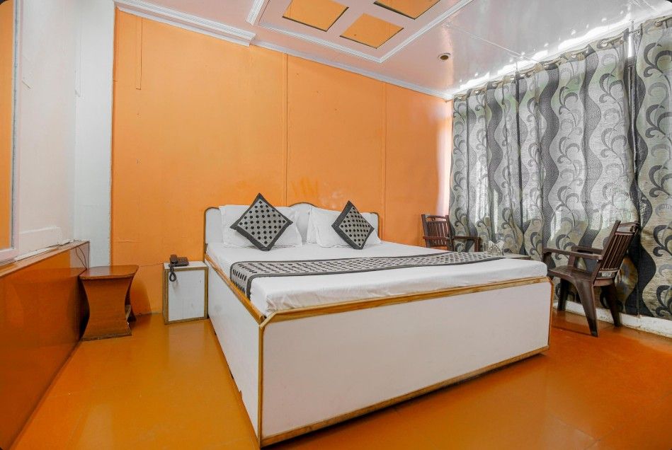 Hotel Himachal Deluxe Room