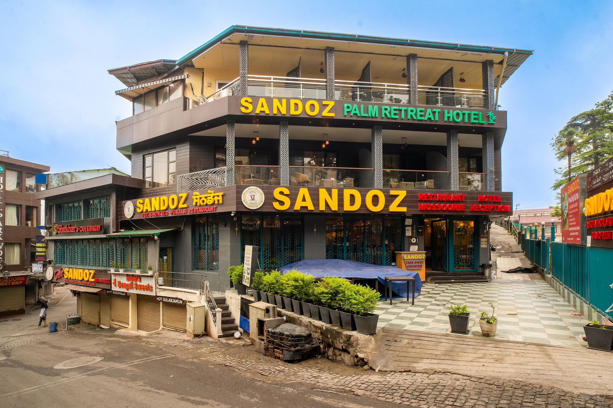Sandoz Palm Retreat