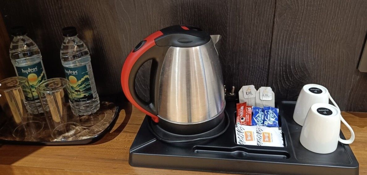 Club Room (with city View)