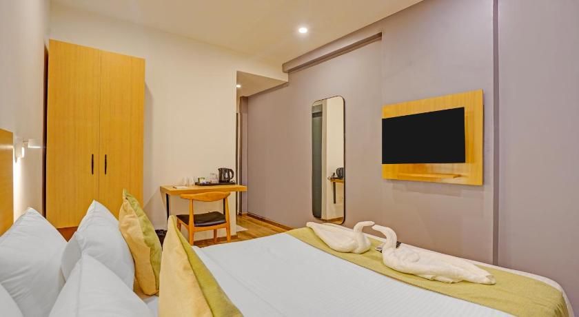 The Byke Business Landmark,Vijay Nagar - Indore Classic Room