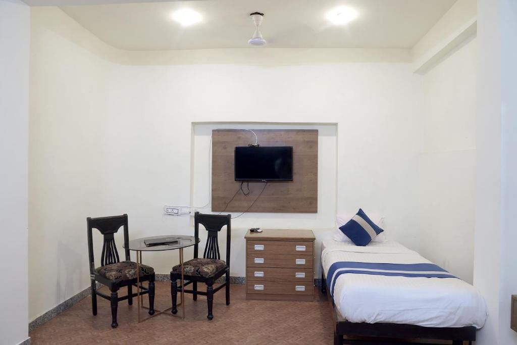 Hotel Tree of Heaven  Deluxe room  4