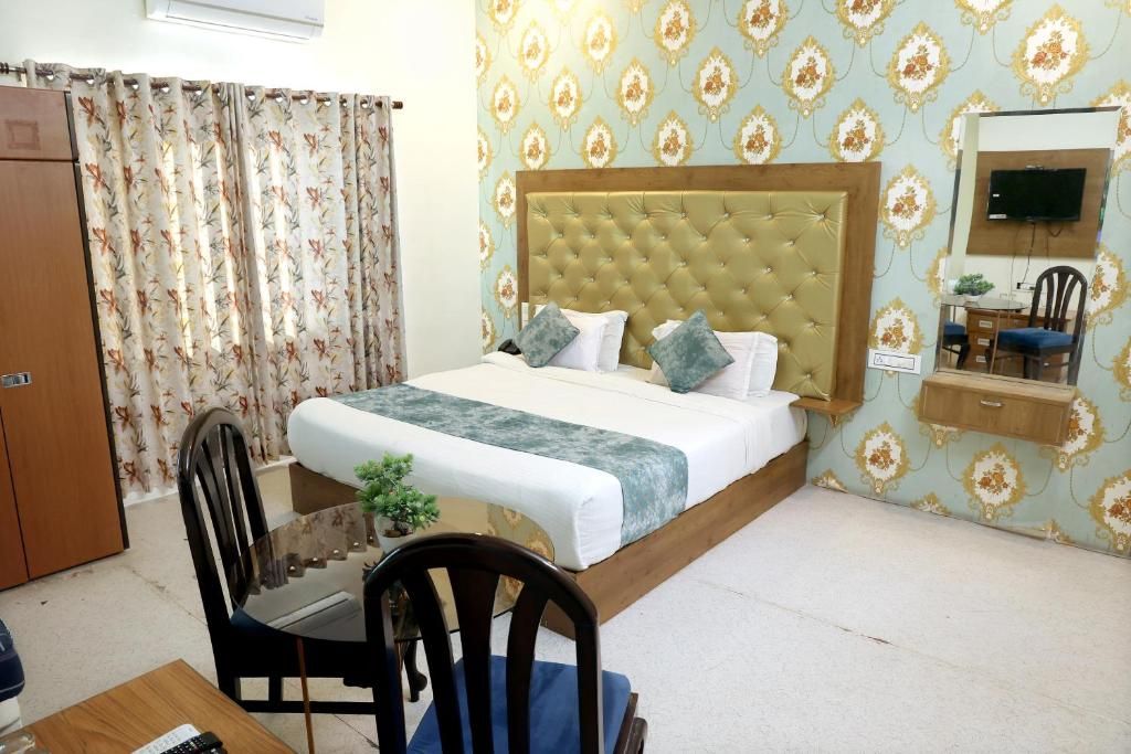 Hotel Tree of Heaven  Deluxe room  3