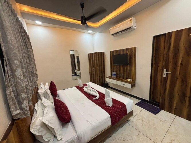 Hotel Sky Moon Deluxe Room