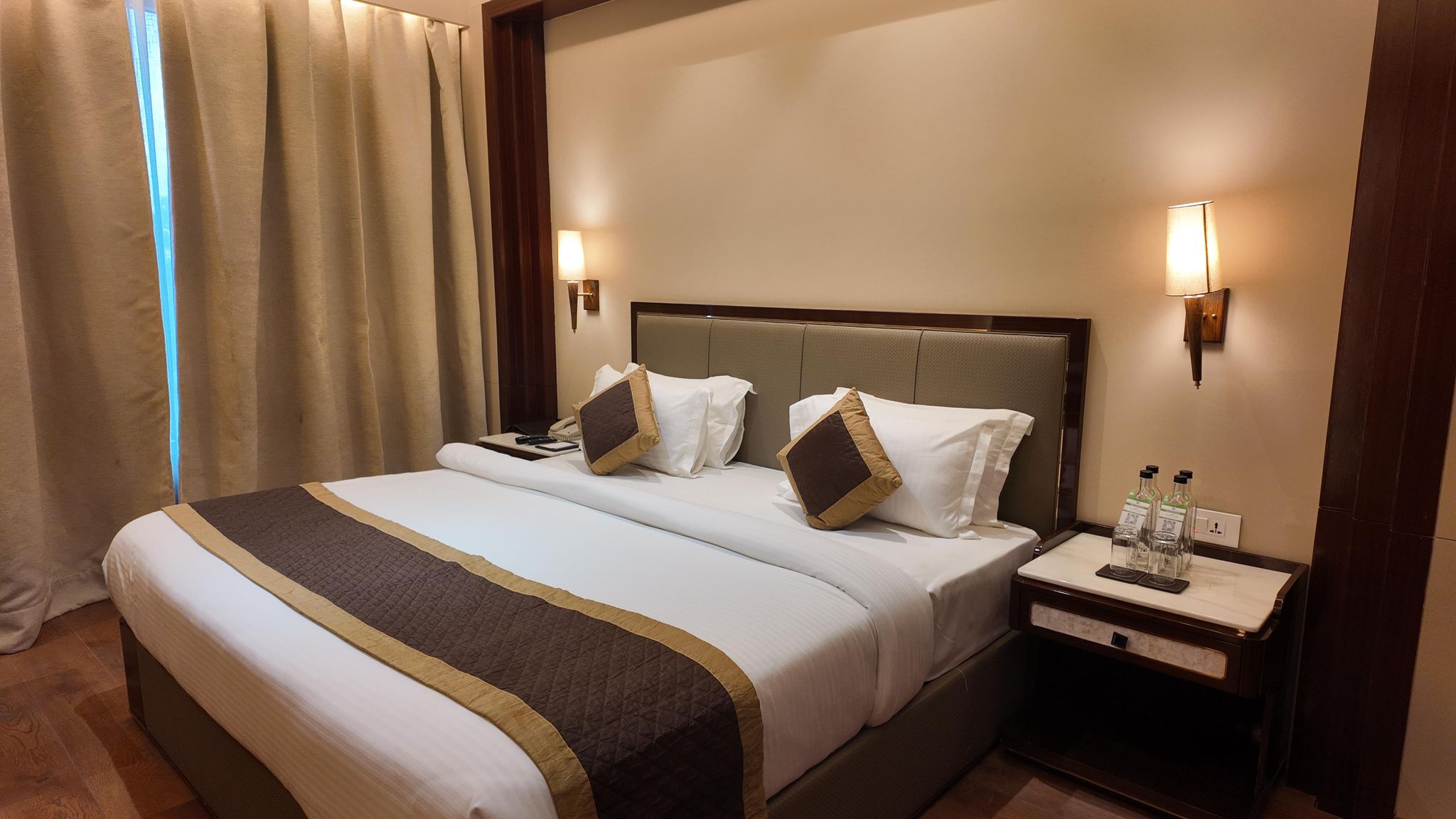 Fern Classic Suite, 1 King Bed