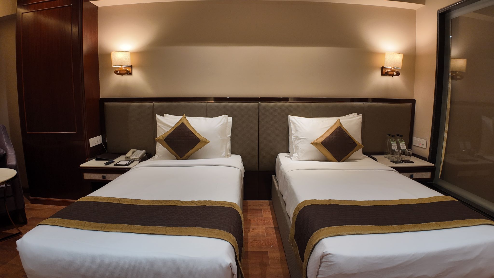 Fern Classic Suite, 1 King Bed