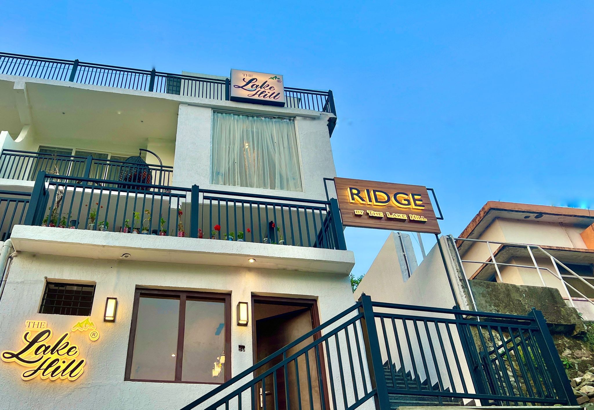 Hotel The Ridge by Lake Hill
