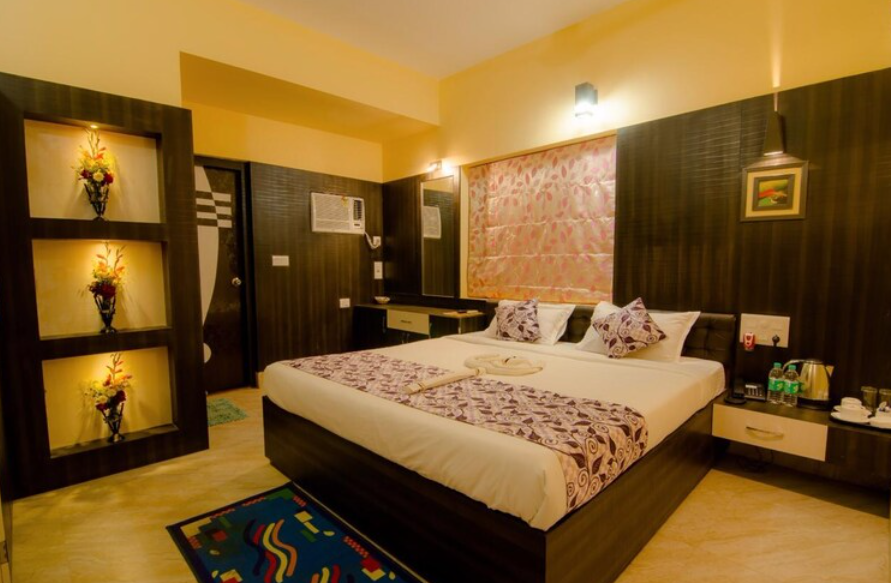 Suite Room with Bathtub (Sea View)